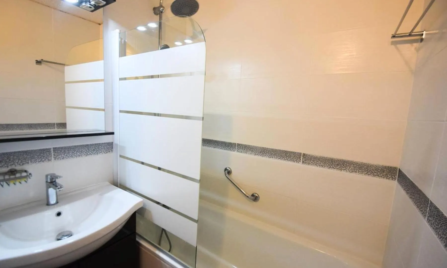 Residence Les Gentianes - 2 Pieces 4 Pers -Les Gentianes - Plagne Villages -Classe 3- Wifi Mae-1944 La Plagne