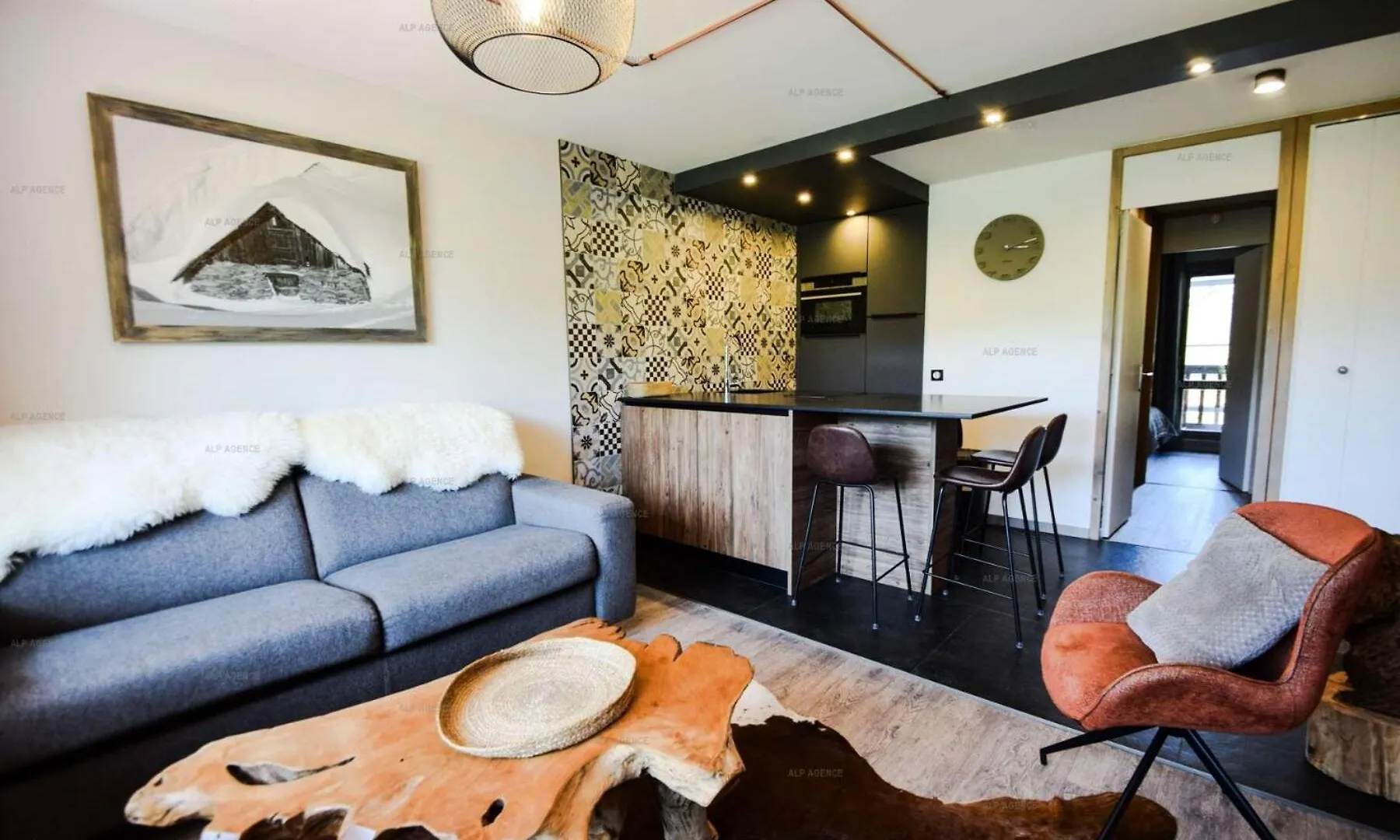 Residence Les Gentianes - 2 Pieces 4 Pers -Les Gentianes - Plagne Villages -Classe 3- Wifi Mae-1944 contacts